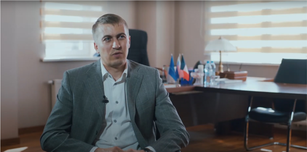 Видео